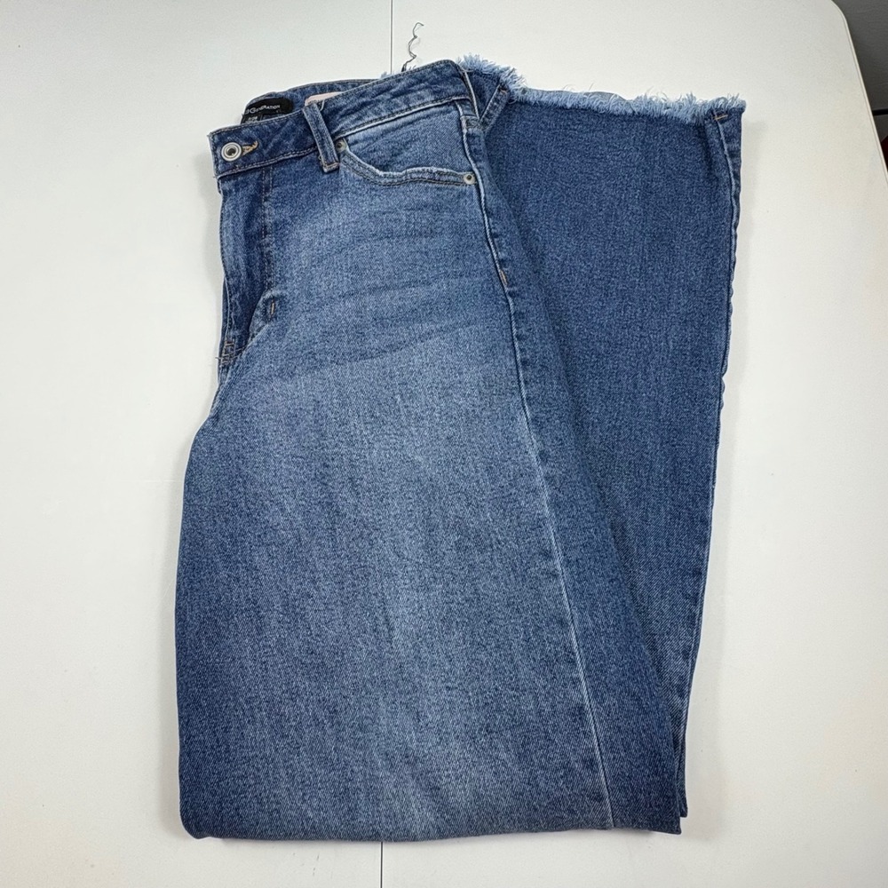 BCBGeneration Womens High Rise Wide Leg Jeans Blue Raw Hem Size 7/28 - Picture 6 of 11